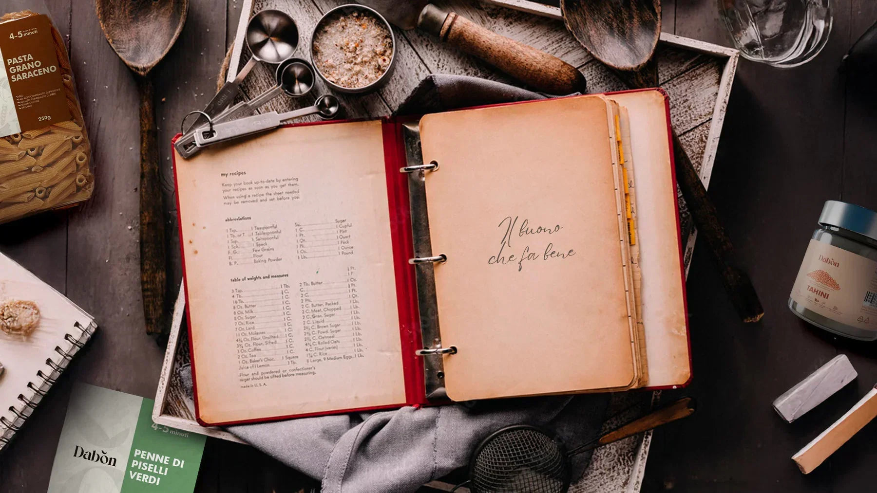 Pasta di Piselli e Pasta di Grano Saraceno con Verdure Croccanti e Salsa Tahini